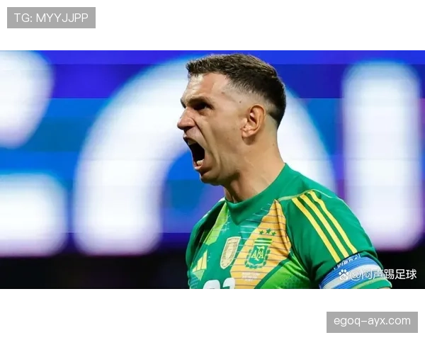 马丁内斯盛赞国家队新领袖，称其以卓越领导力推动球队稳步提升